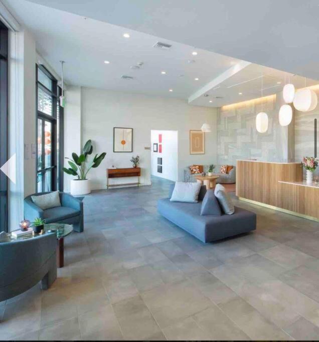 Relax On Wilshire With A View Apartamento Los Angeles Exterior foto